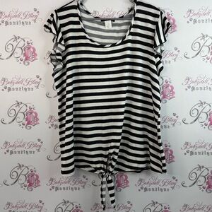 Kim & Cami T-shirt top tie up ribbon Black and White Striped Short Sleeve Top